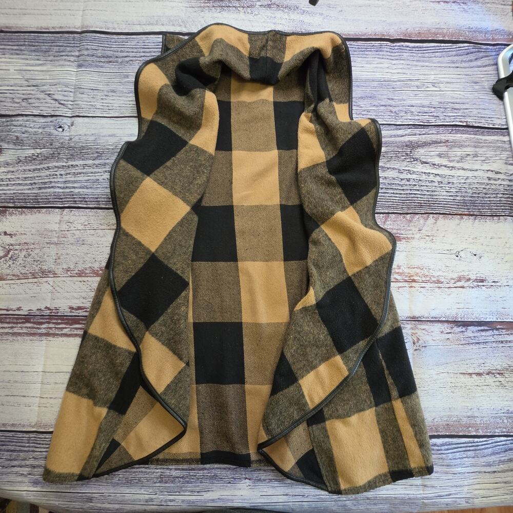BKE Women's Buffalo Check Open-front Vest Faux Leather Trim Preppy Size XL - Picture 1 of 8